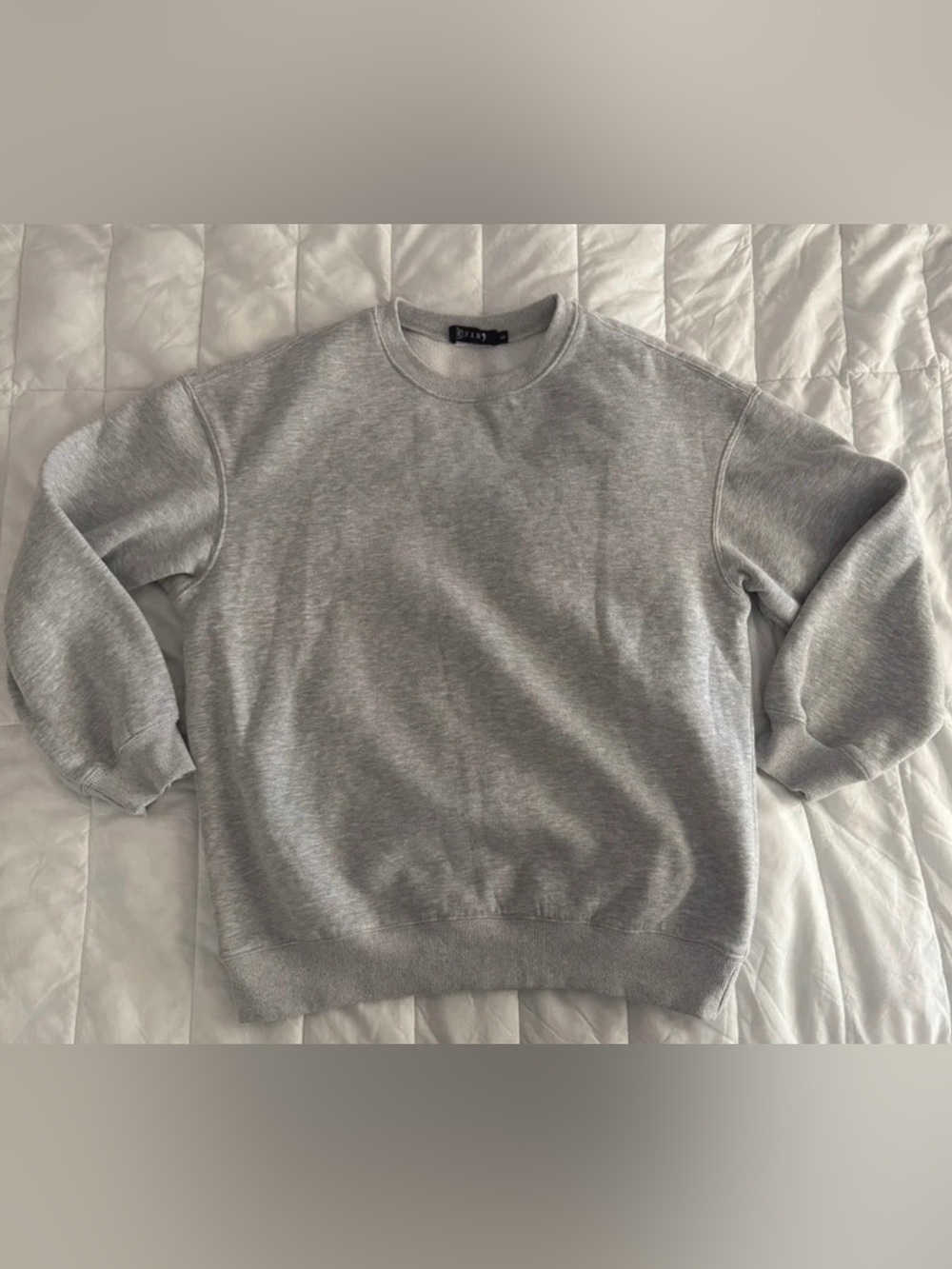 EFAN Women’s Oversized Grey Crewneck Sweatshirt Size Small